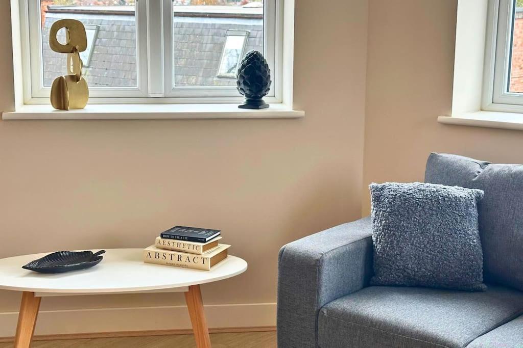 Apartment Luxury New In Great Location Coventry